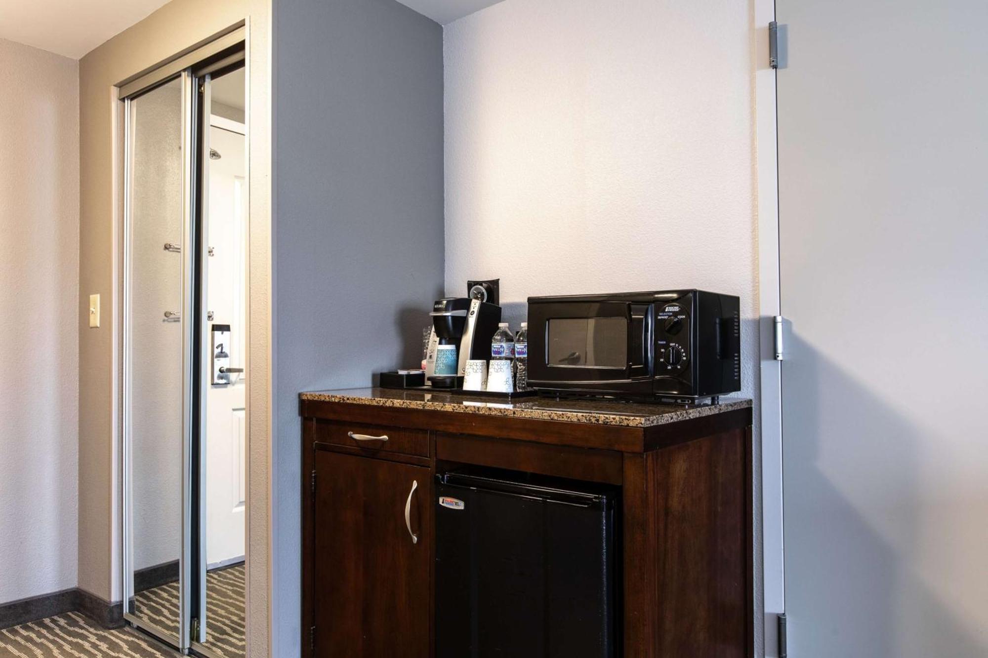 Hilton Garden Inn Lynchburg Kültér fotó